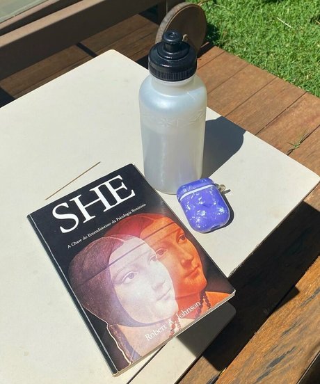 Anah Elisa schöne akt archiv