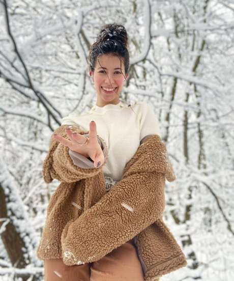 Anah Elisa porno kunst bild