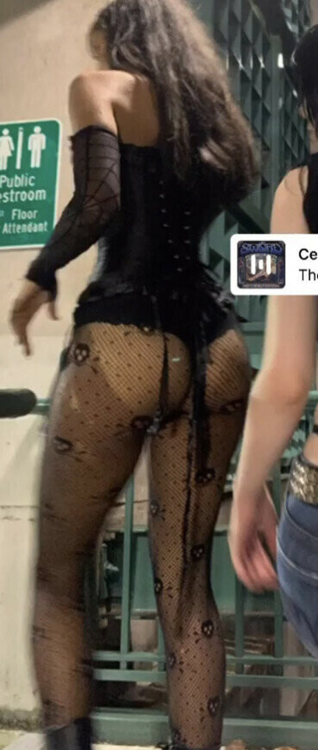 lesben strapon onlyfans hd sexy bild