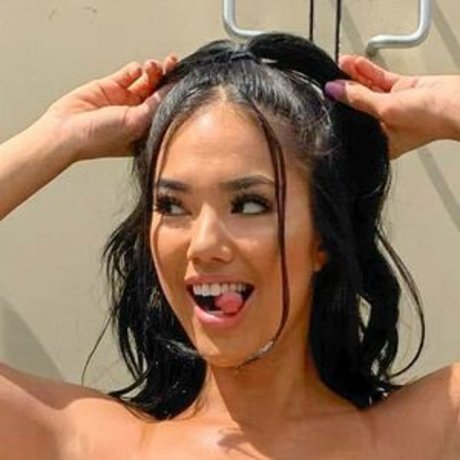 Ahvzz schauspielerin exklusive bilder