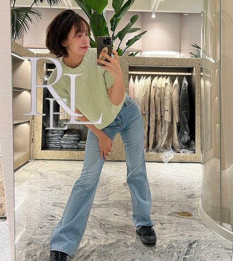 Yunjinpet kunst nackten galerien