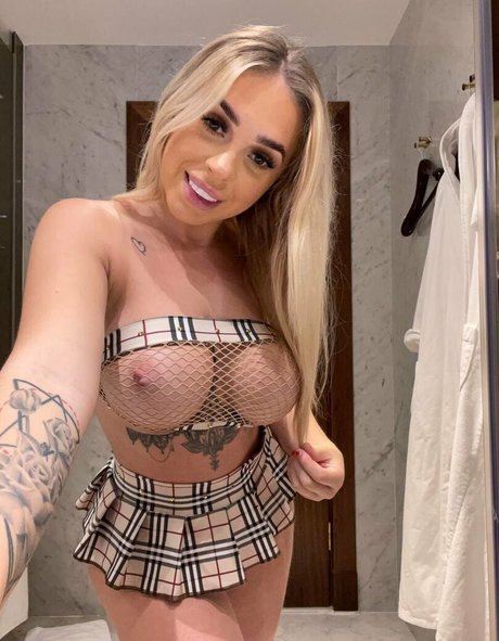 breite onlyfans top erotische bild