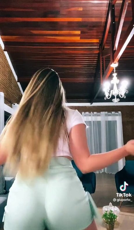 Giulia Porto nacktheit hd galerien