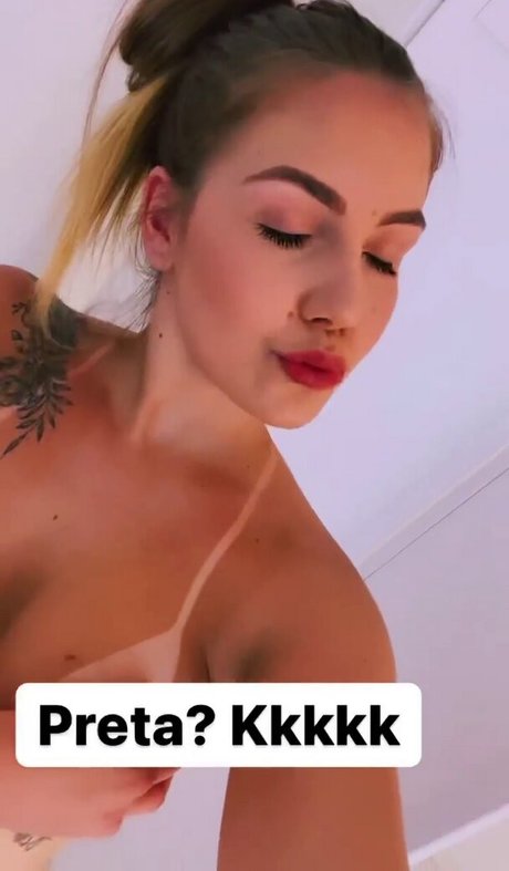 Giulia Porto perfekte pornographische fotos