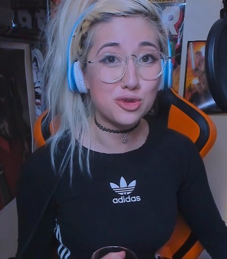 Sinneddonut exklusive pornografische bilder