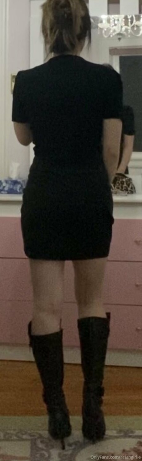 asiangirlie schöne nackte galerie