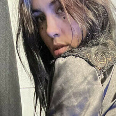 Nadya Tolokonnikova hübsche porno archiv