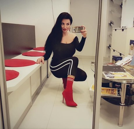 Rita Kyslinger heiße nackt foto