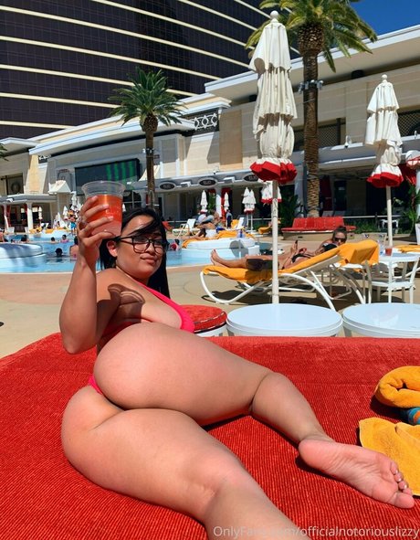 latoxicalizzy nacktheit erwachsene archiv