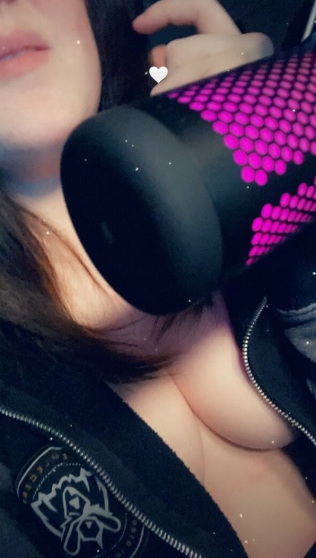 Vtuber Itsue beste schöne bilder