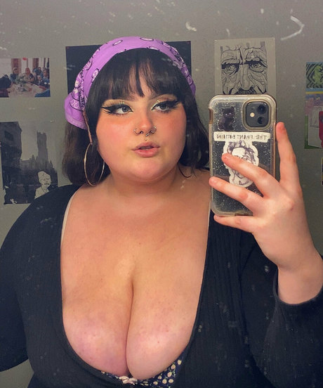 animetiddiezluver model pornografische fotos