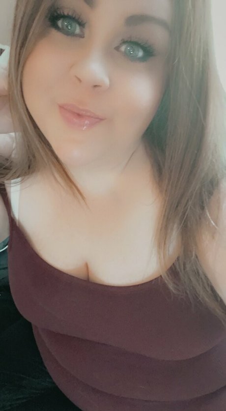 bustymeg top xxx foto