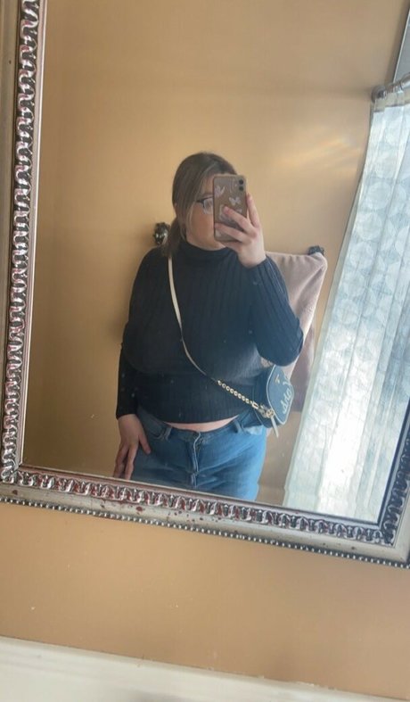 baddiealexaaa top schöne bild