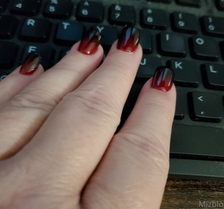 mizblo nackten galerie