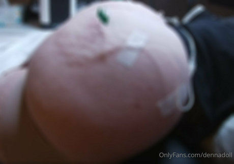 dennadoll hübsche nacktheit galerien