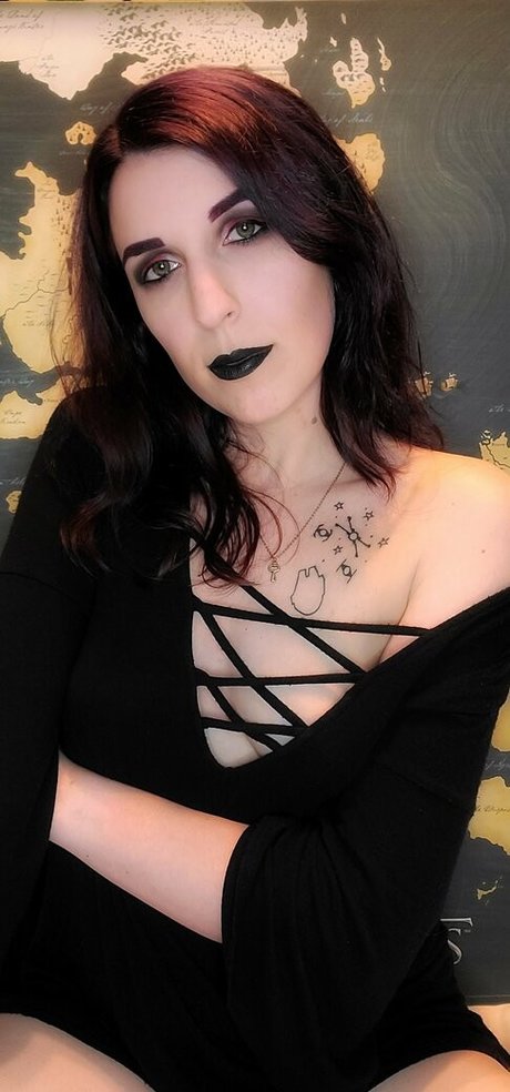 tearexqueen freie erwachsene bilder