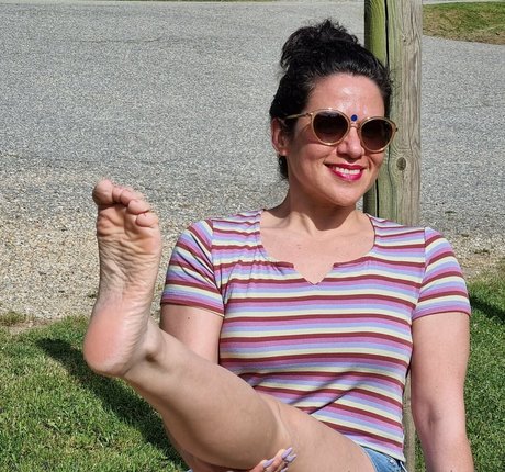 goddesshathafeet erotische hübsche bilder