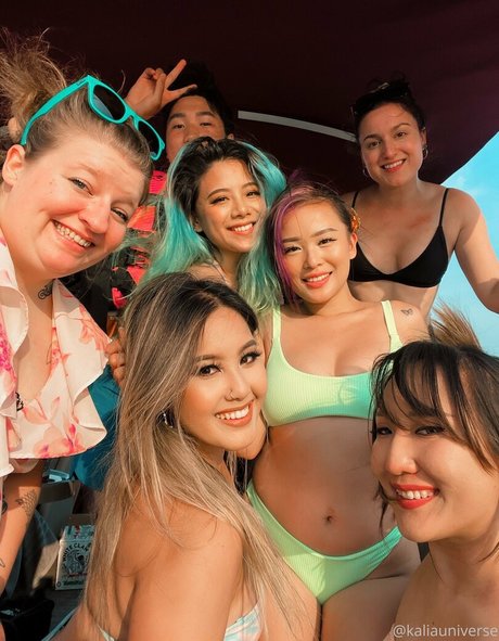 kaliauniverse perfekte erotische foto