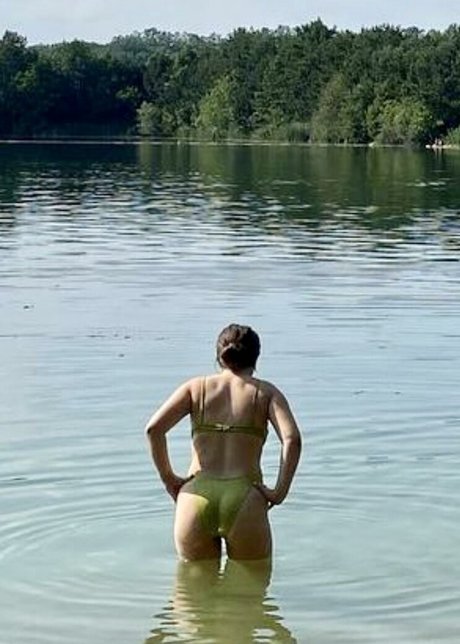 Gideon Adlon freie xxx bild