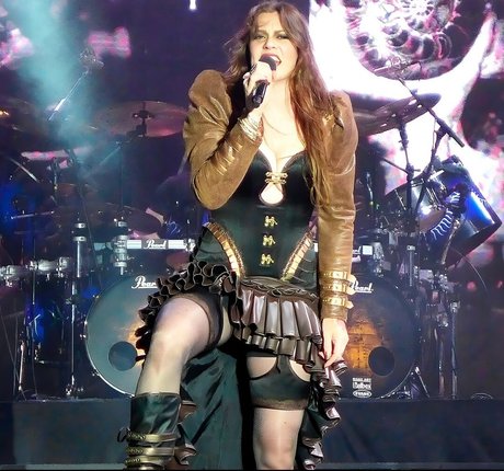 Floor Jansen perfekte sex galerie