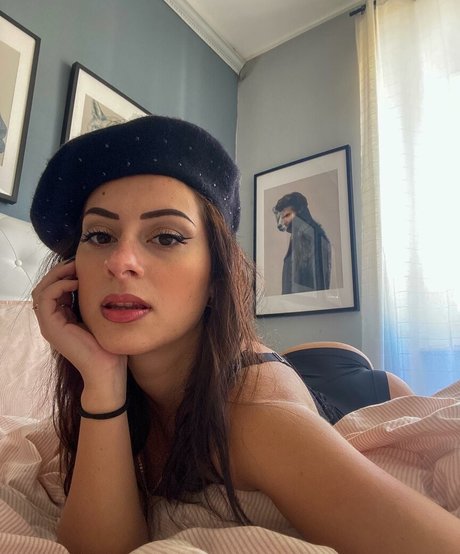 Era Bana kostenlose nackten galerie