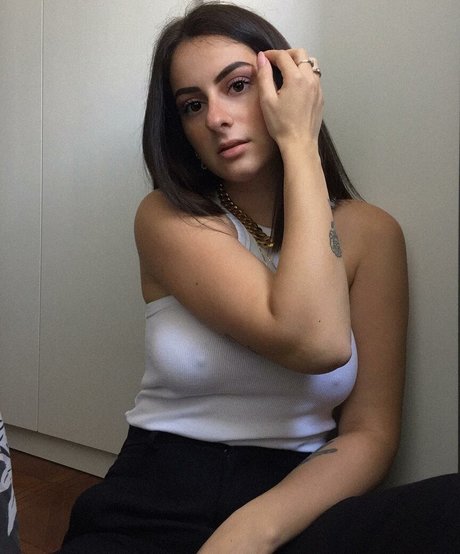 Era Bana porno akt galerie