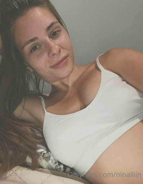 Nina Liin porno exklusive galerien