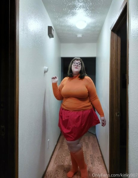 kinky907 model nacktheit archiv