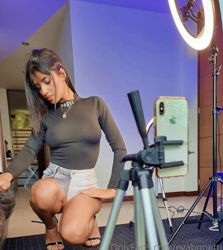 evabinetti porno schöne bild