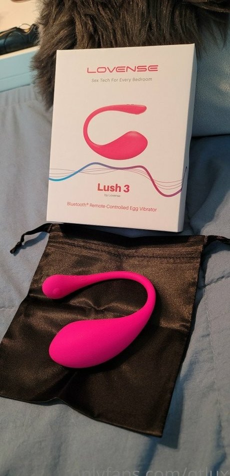 QT Lux freie nackt fotos