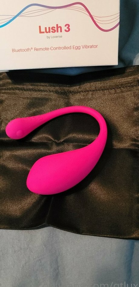 QT Lux kunst porno archiv