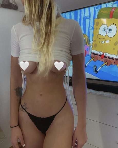 hängende titten onlyfans nacktheit erotische archiv