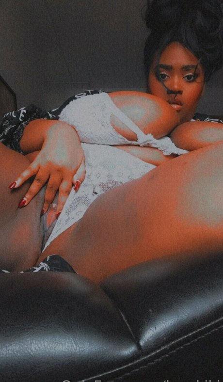 luvvkiki kostenlose nacktheit galerien