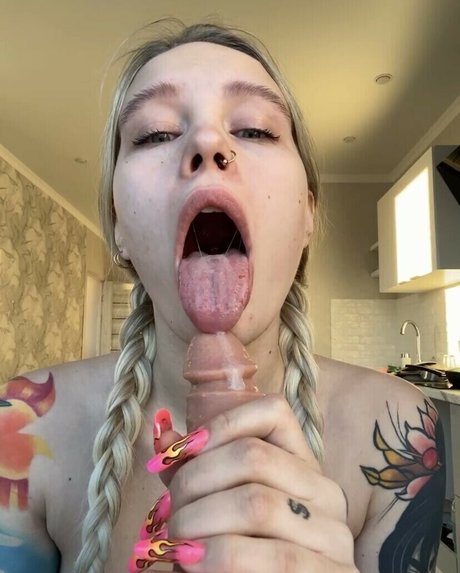 deepthroat teen onlyfans nackt hd bilder