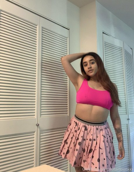 sofiamoonxxx pornostar akt bild