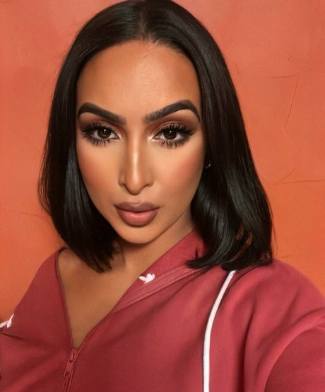 Omaima Benamre freie sexy galerie