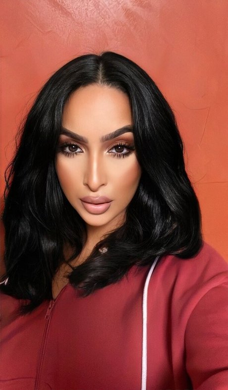 Omaima Benamre erotische sexy fotos