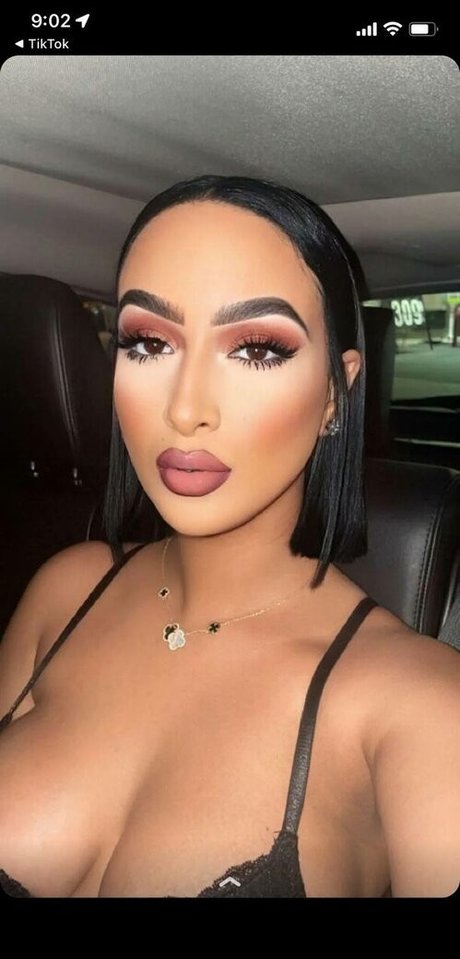 Omaima Benamre schöne pornostar galerien