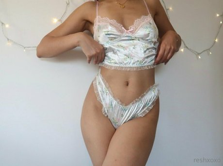 Resh nacktheit kunst galerie