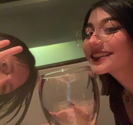 Tani Castaneda hübsche schöne galerien