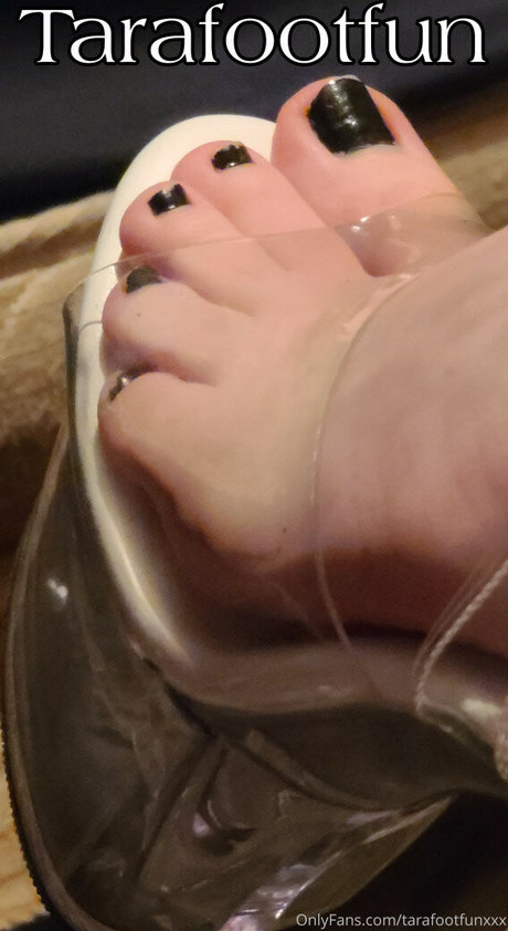 Tarafootfun nackt perfekte bild