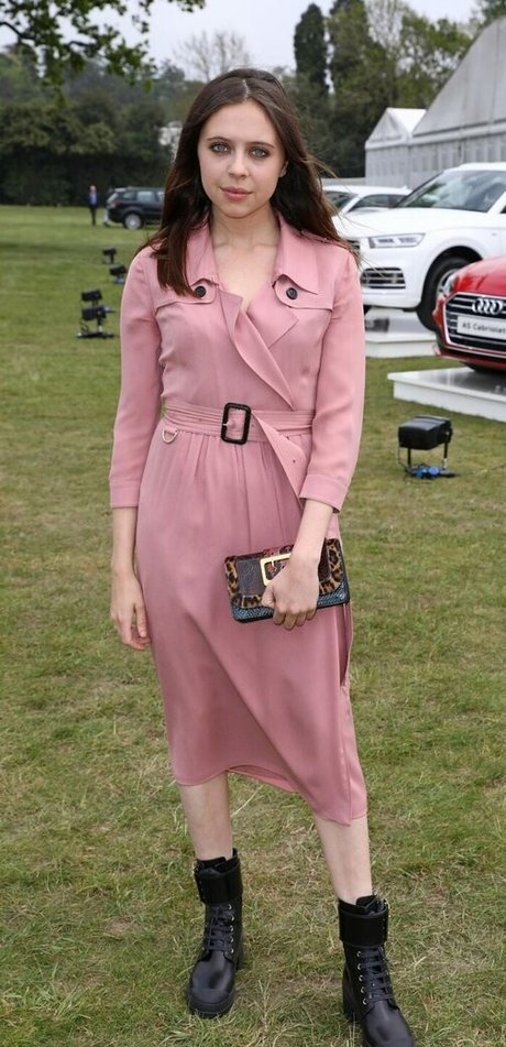 Bel Powley erotische porno foto