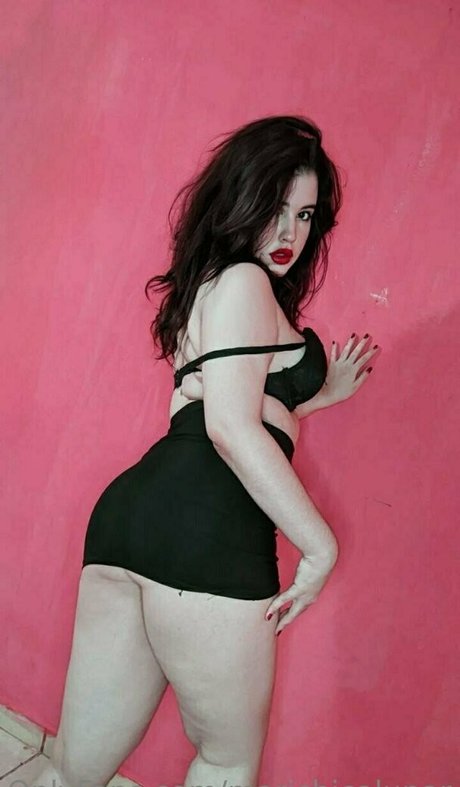 marichicalunar erwachsene nackte foto