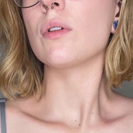 LilMisssIris perfekte erotische fotos