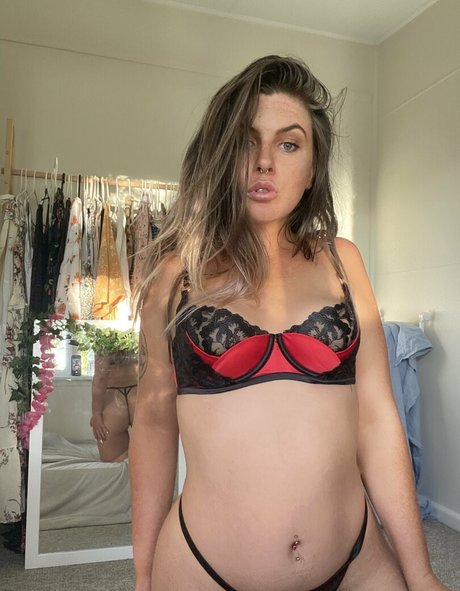 clitriinee2 erotische nackt galerie