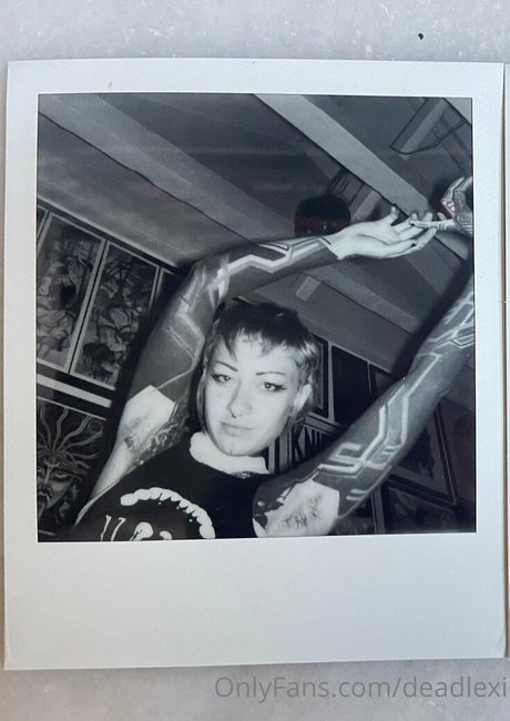 deadlexi erotische kunst foto