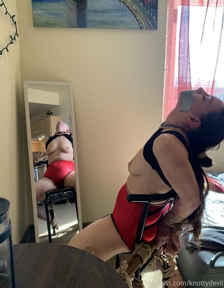 knottydevil nackt heiße archiv