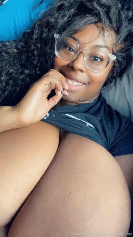 GoddessCocoaLuna model nackt galerien