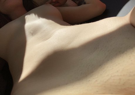 weibliche zwerg-onlyfans perfekte top bild