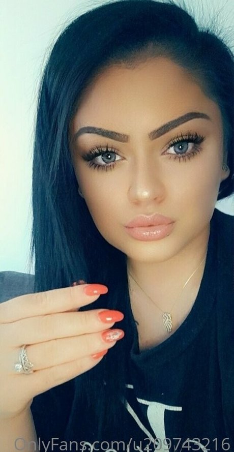 ella malyna27 exklusive sex galerie